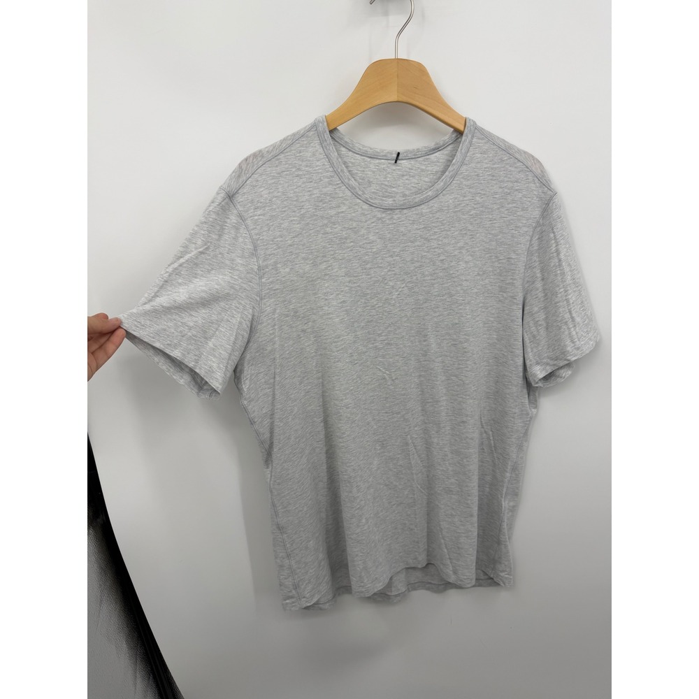 Lululemon 5 Year Basic Tee Shirt Mens Large Grey Short Sleeve Crewneck Heathered